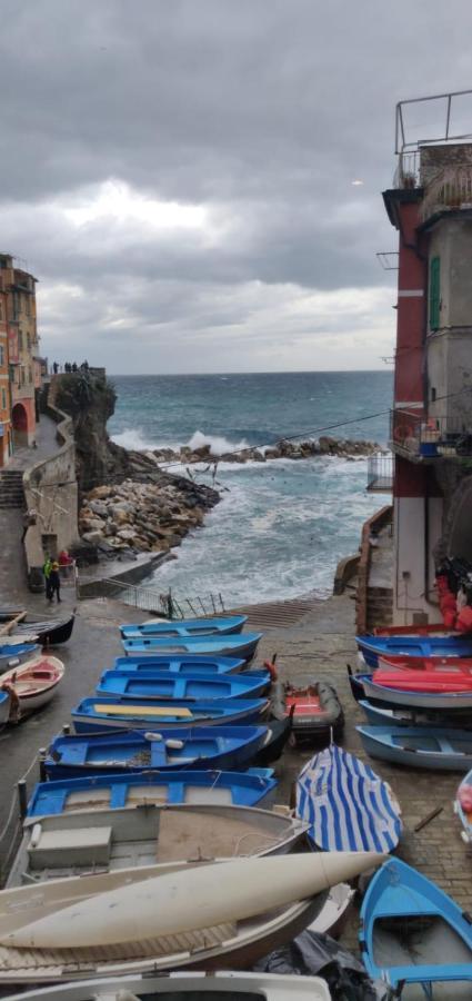 Cast Away Hotel Riomaggiore Exterior foto